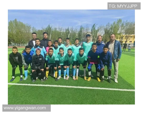 足球伊宁携手青少年培养计划助力地方足球发展新篇章
